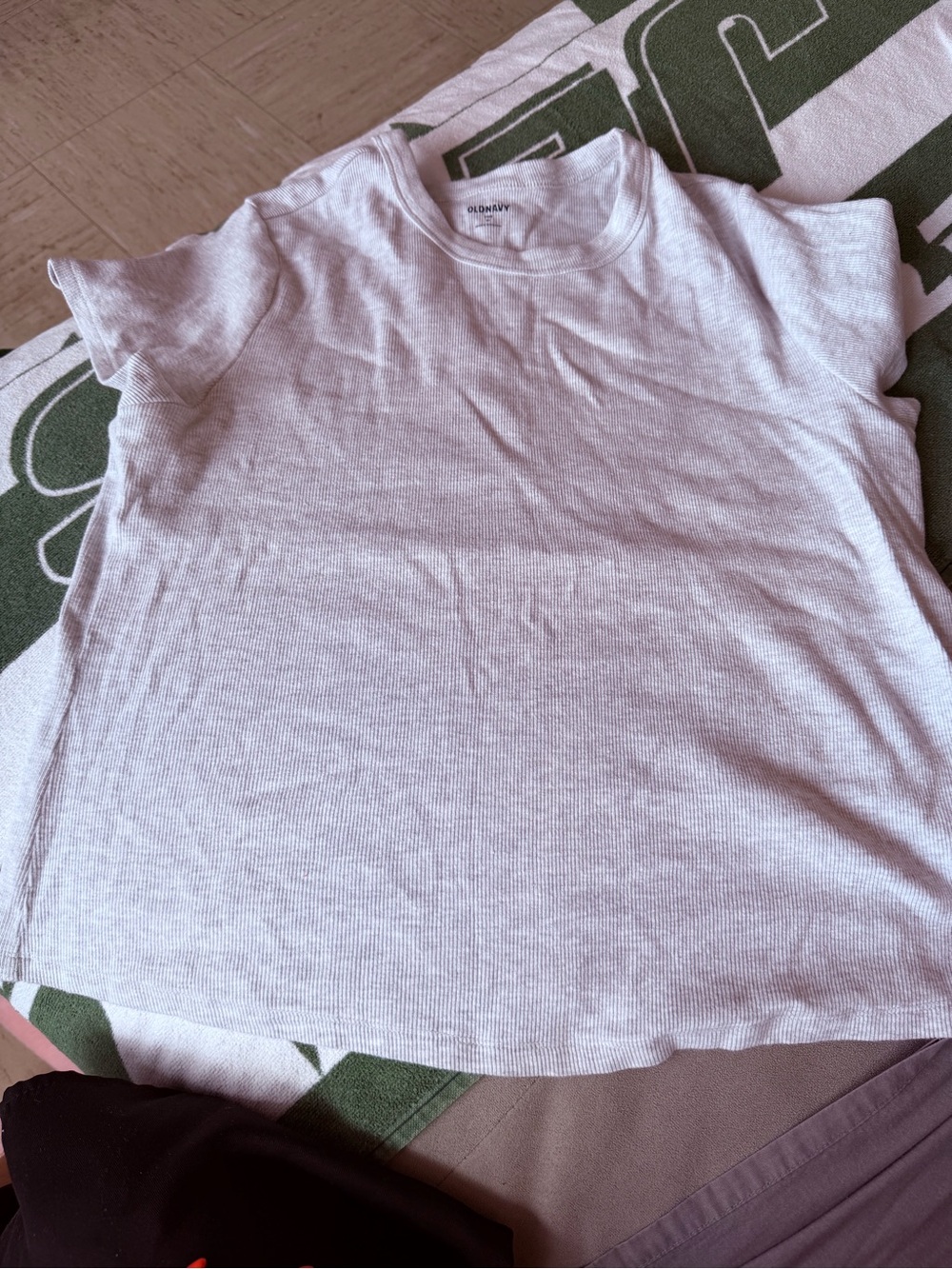 Old Navy Short Sleeve Crewneck Tees - Picture 9 of 14